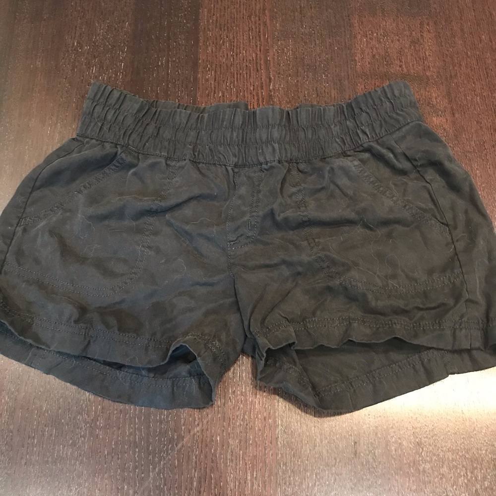 Athleta lyocell shorts